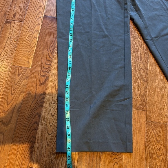 Vero Moda Solid Grey Two Piece blazer trouser set Sz Medium - Picture 11 of 16